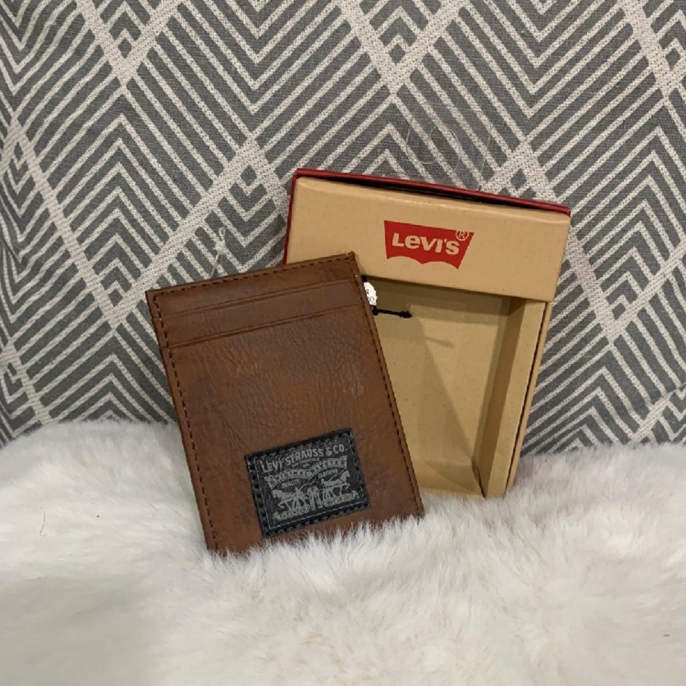 Levi's Brown Leather Card Holder